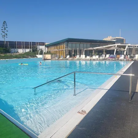 Apartman Spacious Triplex Penthouse With Resident's Pool Sliema